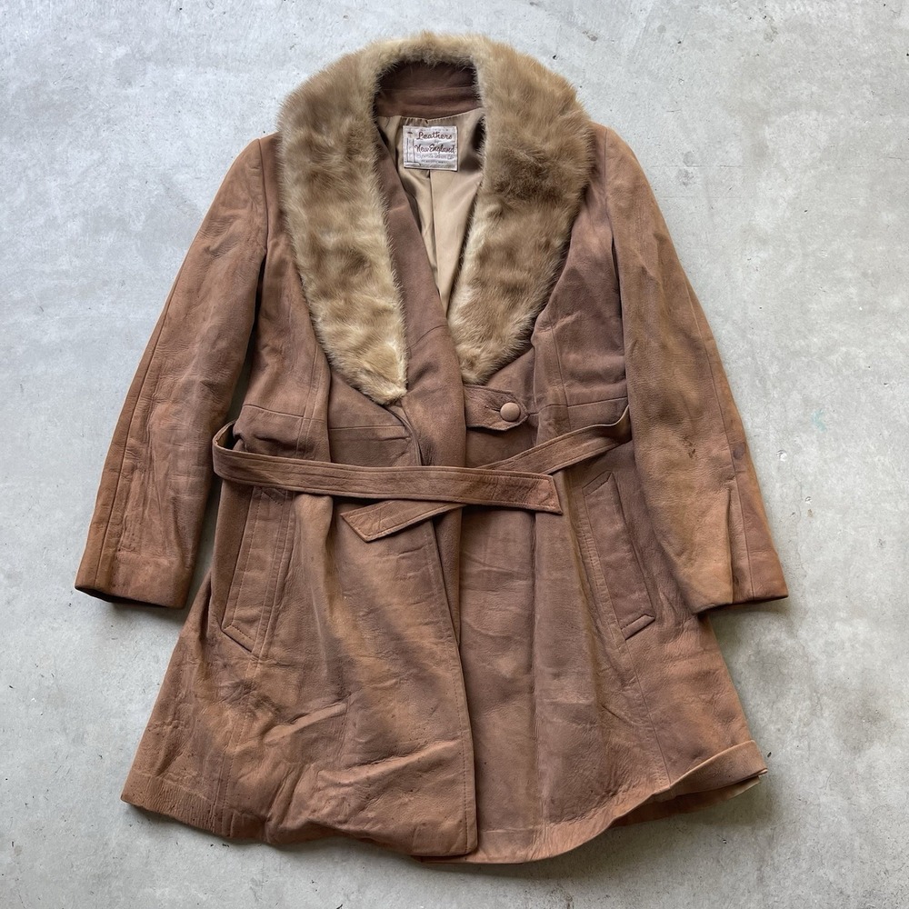 Vintage 1950s Suede Leather Mink Trim Belted Wrap Coat‎ XS USA Made Bohemian